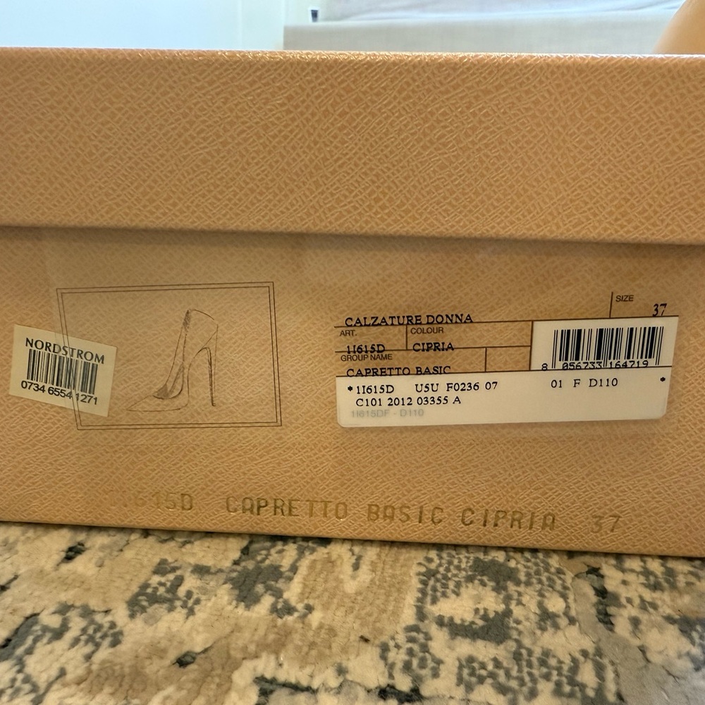 Prada Capretto Basic Leather Pumps 37 - image 2